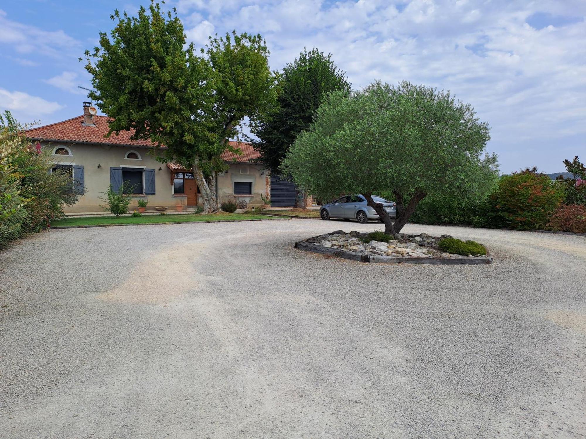 Petit Coin De Paradis, Calme Et Confort Garantie ! Chambre Independante Dans Une Dependance ! Montauban Exteriör bild